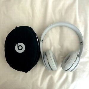 New Beats Solo 3 Wireless Headphones